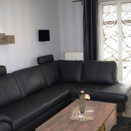 Lebing_ Haus Miramar *